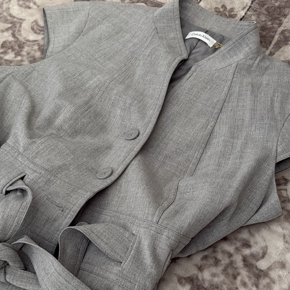 Calvin Klein Gray Sheath Dress with Cap Sleeves and Mandarin Collar - Picture 2 of 6